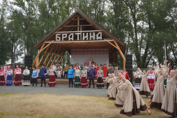 Изображение к новости 'В Кривошеино прошёл фестиваль казачьей культуры «Братина»'. 