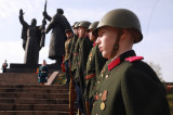 Помним и чтим: в Томске состоялось возложение цветов к Мемориалу в Лагерном саду