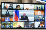 Оксана Козловская поздравила ректоров ТГУ и ТУСУРа с победами в федеральных конкурсах по приоритетным направлениям НТР