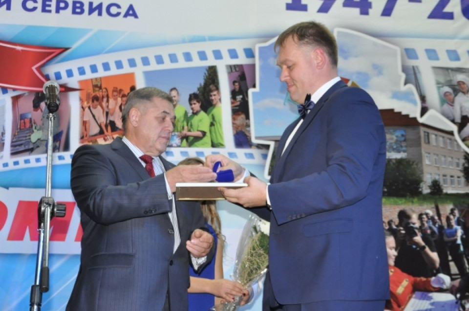 асиновский техникум промышленной индустрии и сервиса